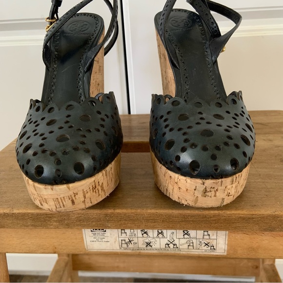 Tory Burch Verity Wm's 10 Blue Leather Platform Wedge Cork Ankle Strap Scalloped - Picture 2 of 9